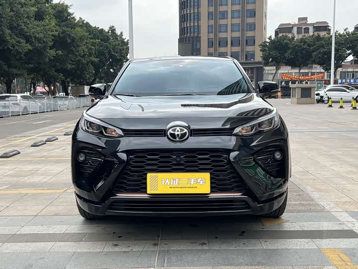 Фото 2 - Toyota Wildlander