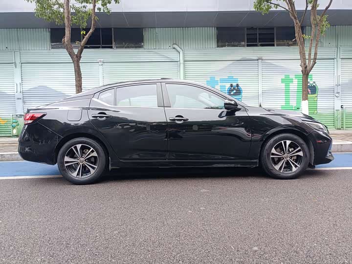 Фото 8 - Nissan Sylphy