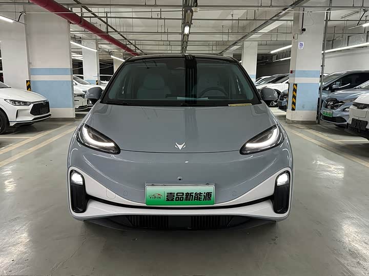 Фото 2 - BAIC Arcfox Kaola