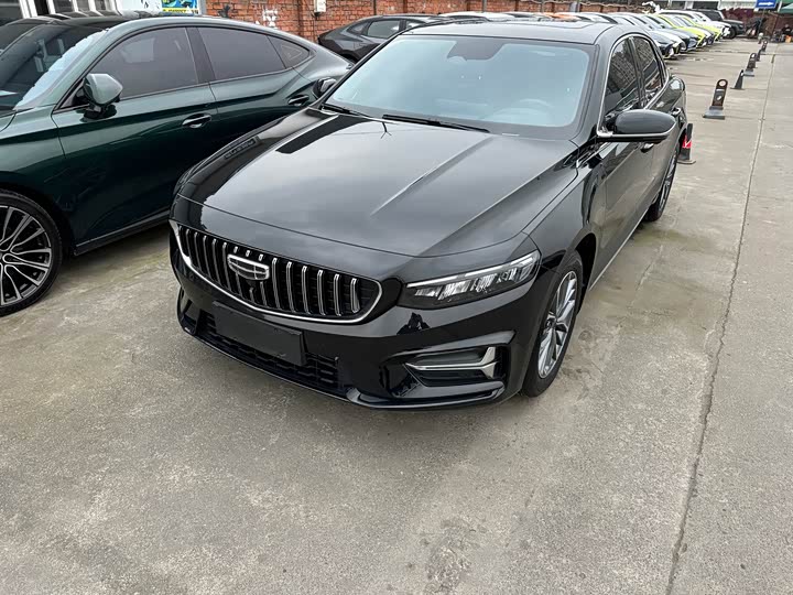 Фото 1 - Geely Preface