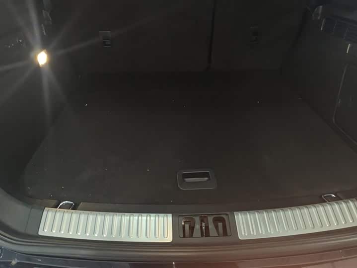 Фото 4 - Lincoln Nautilus