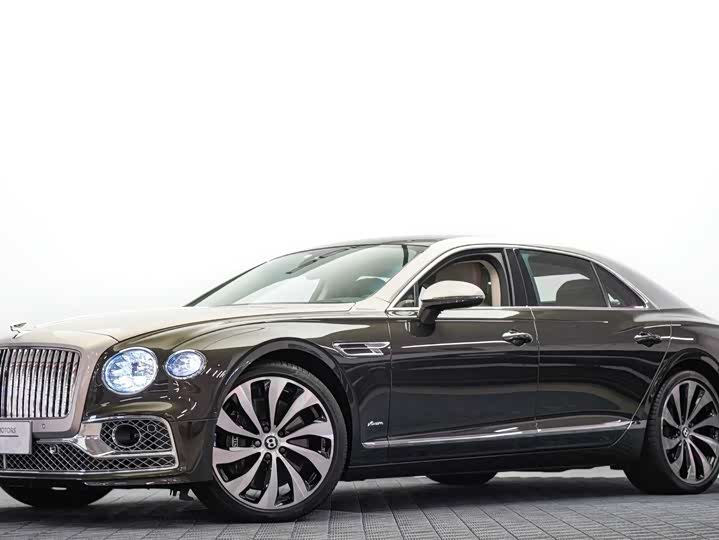 Фото 2 - Bentley Flying Spur
