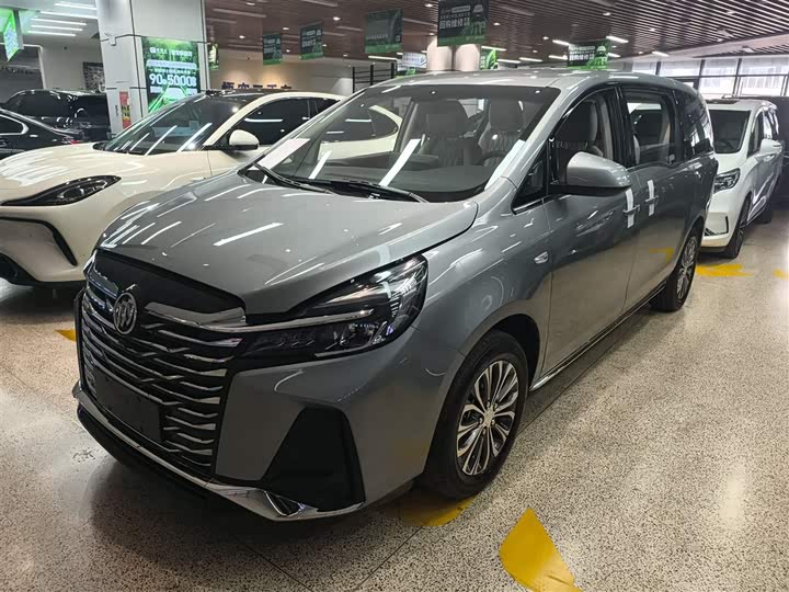 Фото 1 - Buick GL8 ES