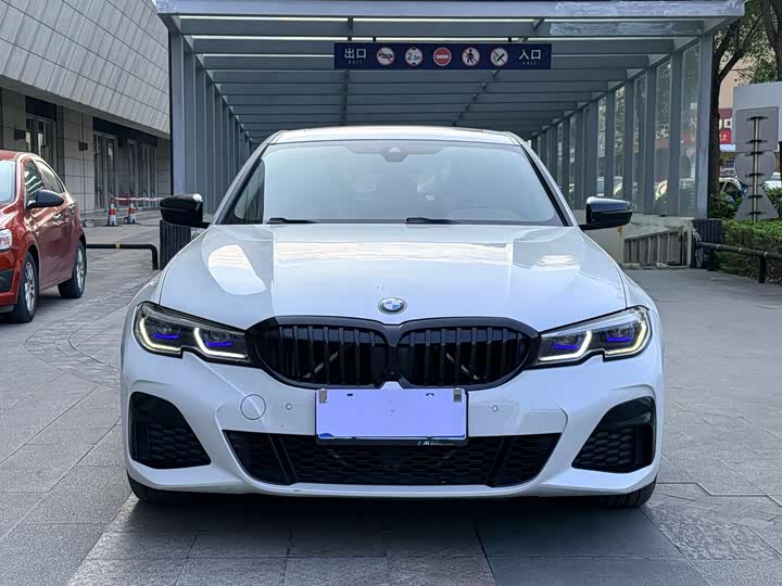 Фото 2 - BMW 3 Series