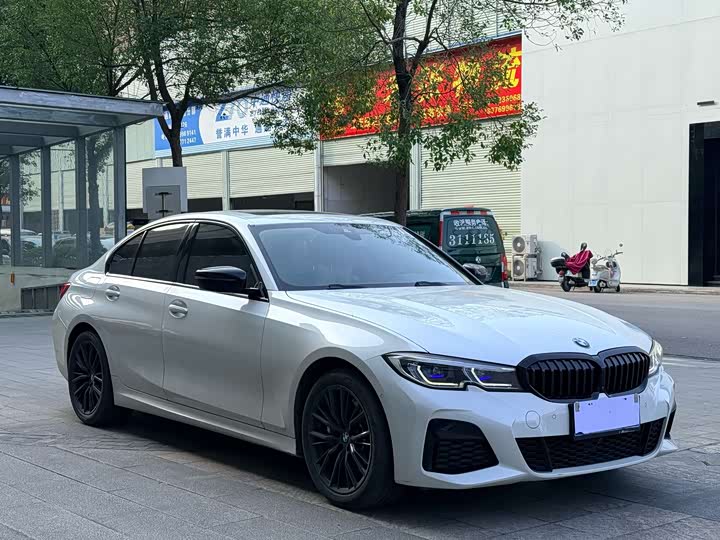 Фото 3 - BMW 3 Series