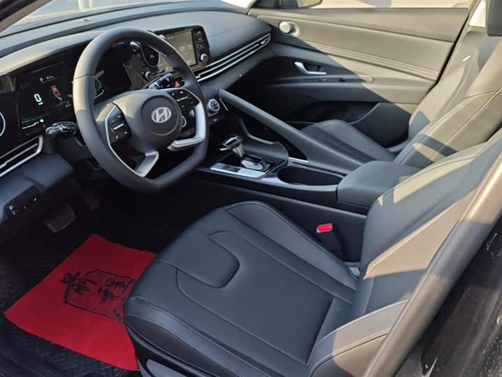 Фото 9 - Hyundai Elantra N line