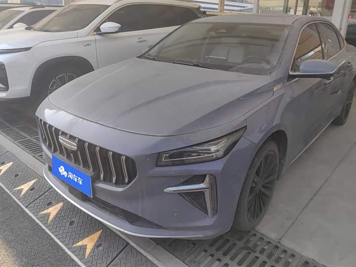 Фото 1 - Geely Preface L