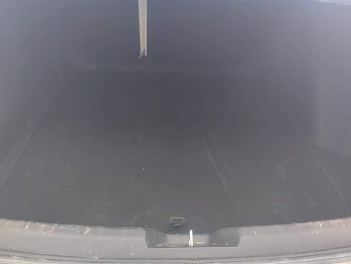 Фото 4 - Geely Preface L