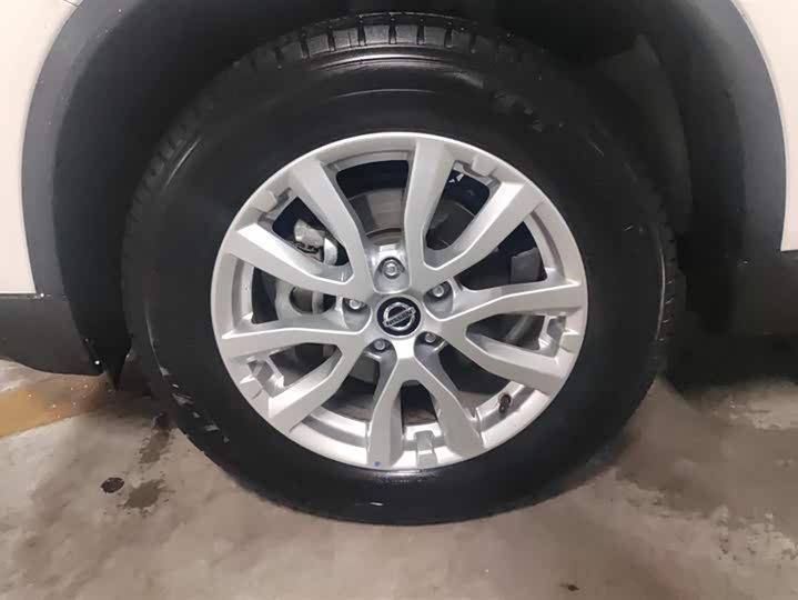 Фото 6 - Nissan X-Trail