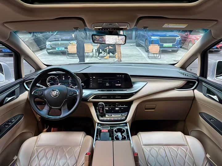 Фото 5 - Buick GL8 ES