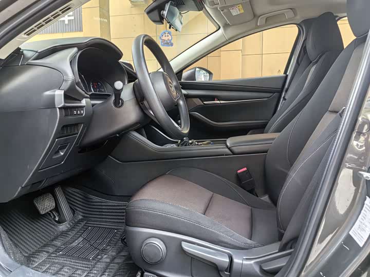 Фото 6 - Mazda 3 (Axela)