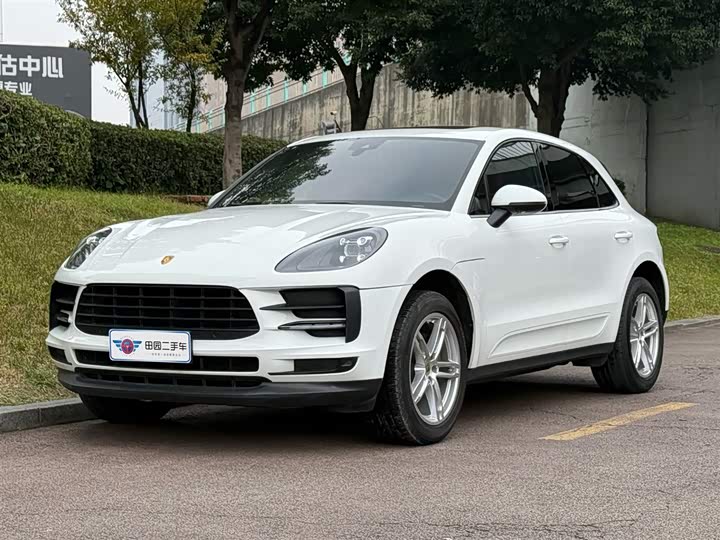 Фото 1 - Porsche Macan