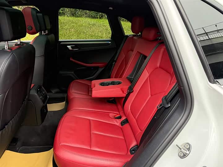 Фото 9 - Porsche Macan