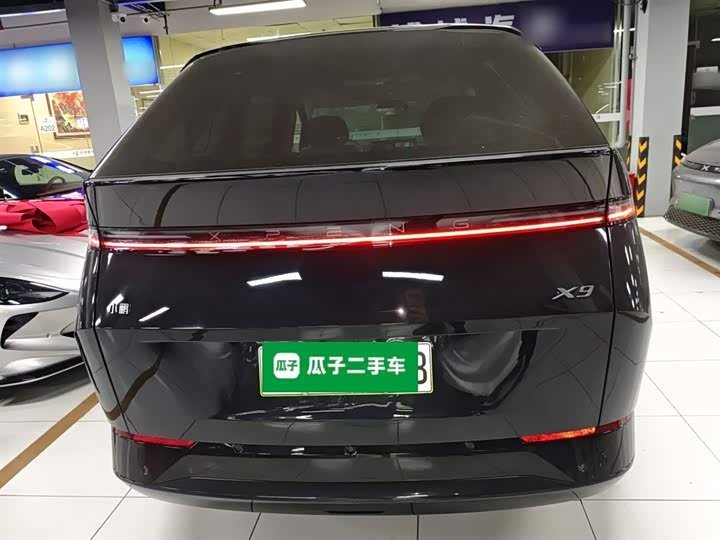 Фото 6 - XPeng X9