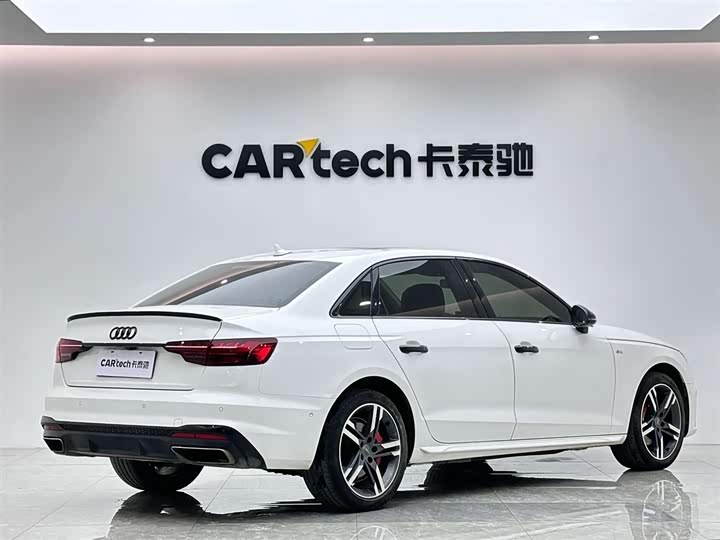 Фото 5 - Audi A4L