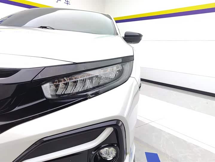 Фото 5 - Honda Civic