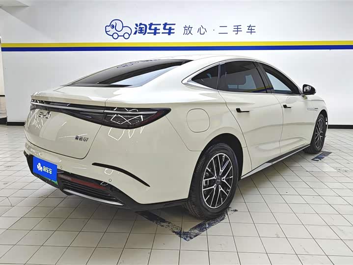 Фото 3 - BYD Seal 07 DM-i Hybrid