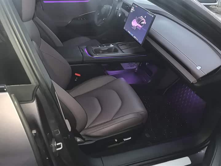 Фото 8 - Xiaomi SU7