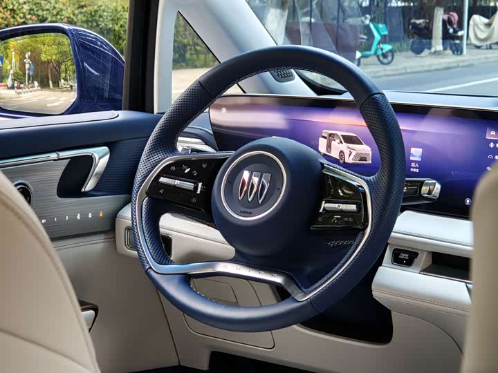 Фото 6 - Buick GL8 Hybrid