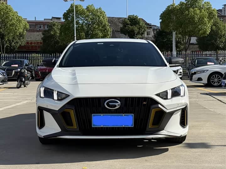 Фото 2 - GAC Trumpchi Empow R