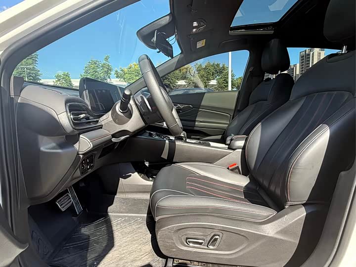 Фото 7 - GAC Trumpchi Empow R