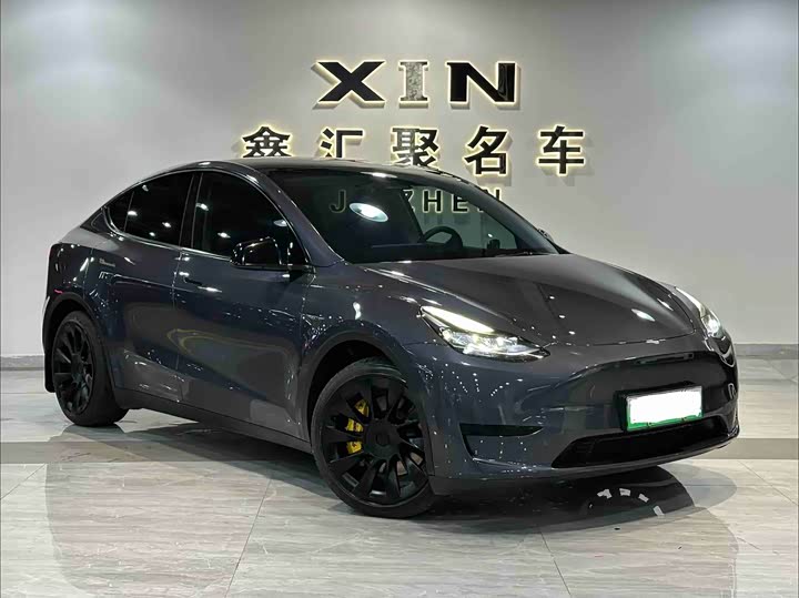 Фото 3 - Tesla Model Y
