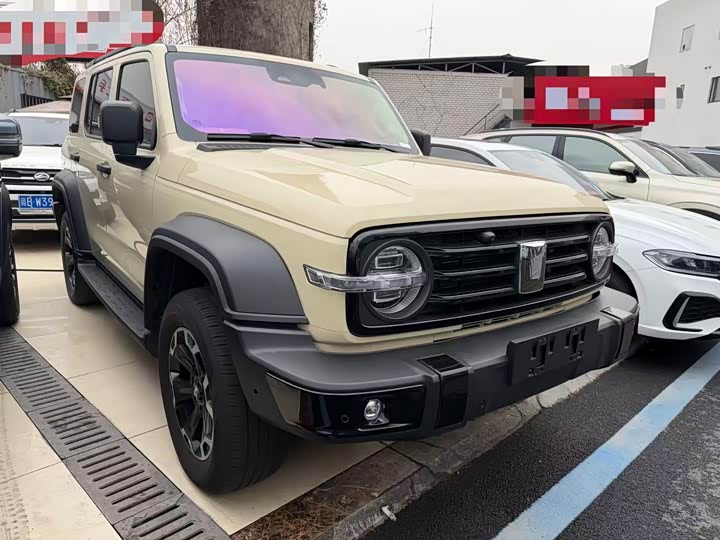 Фото 3 - Tank 300 Hybrid