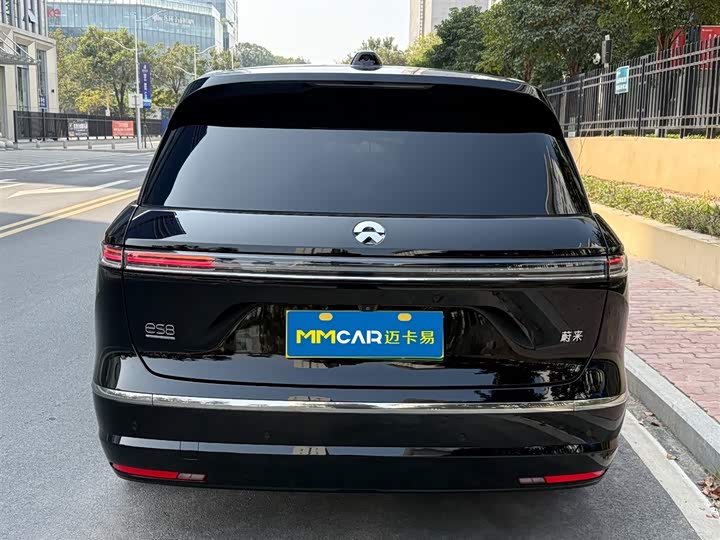 Фото 7 - Nio ES8