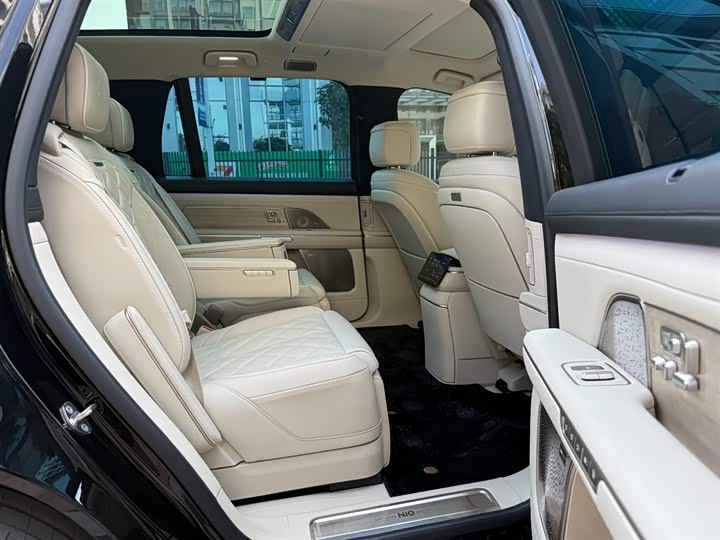 Фото 9 - Nio ES8