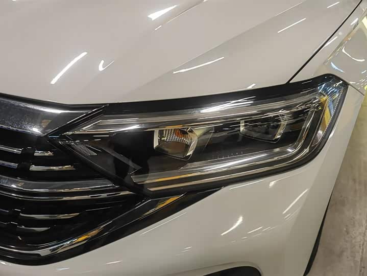 Фото 5 - Volkswagen Sagitar L