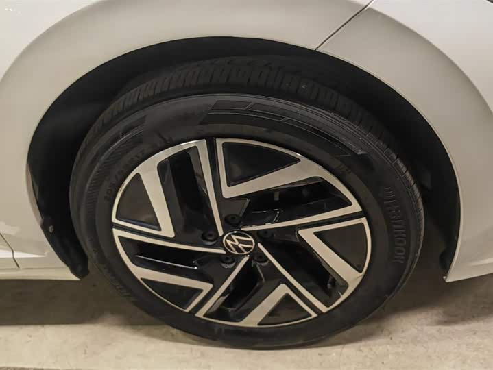 Фото 6 - Volkswagen Sagitar L