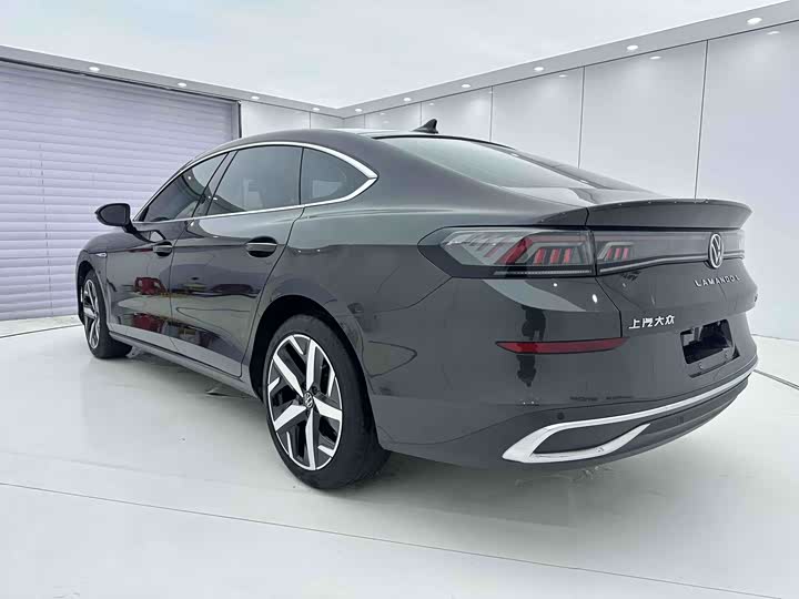 Фото 9 - Volkswagen Lamando L