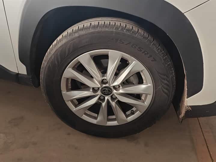 Фото 6 - Toyota Corolla Cross