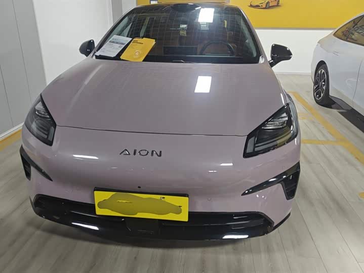 Фото 2 - GAC Aion RT