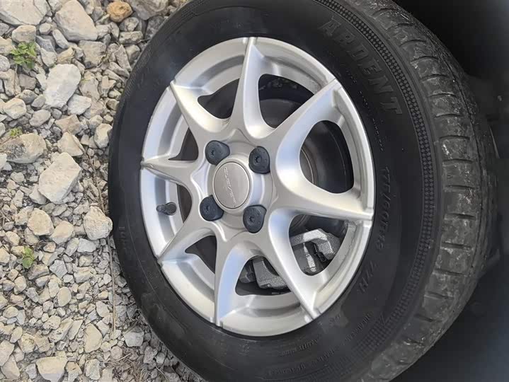 Фото 6 - Roewe Clever