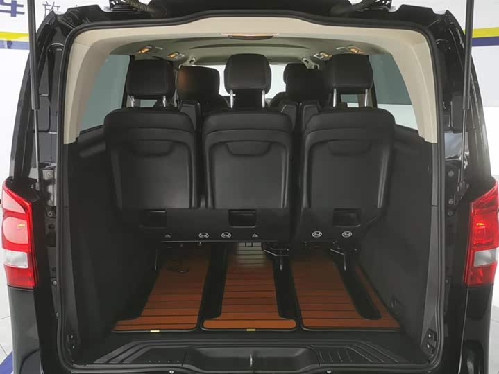 Фото 4 - Mercedes-Benz Vito