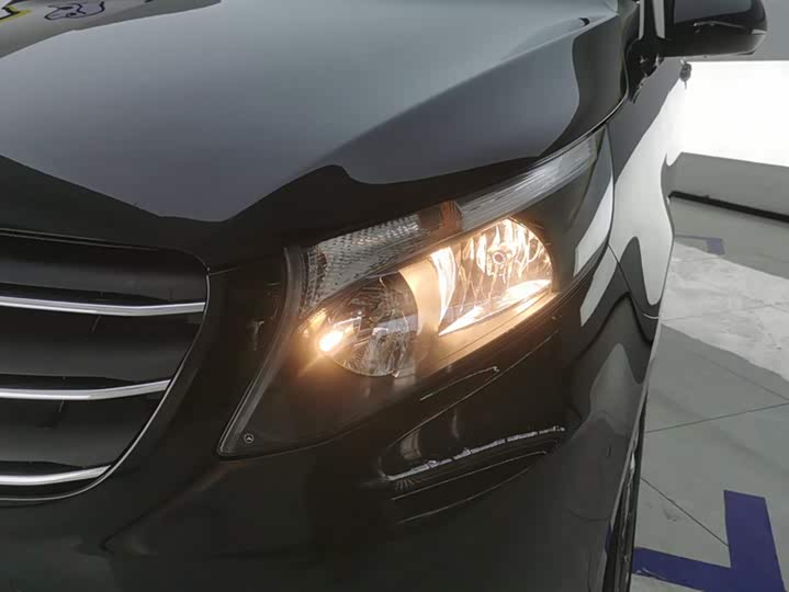 Фото 5 - Mercedes-Benz Vito