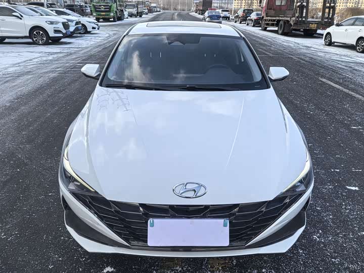Фото 3 - Hyundai Elantra N line