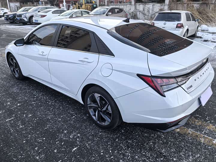 Фото 5 - Hyundai Elantra N line