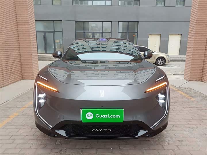 Фото 2 - Avatr 07
