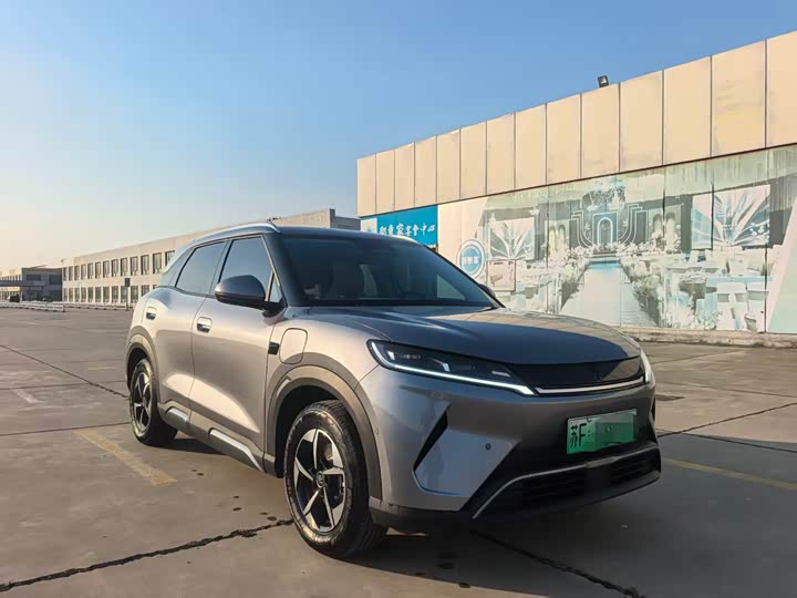 Фото 3 - BYD Yuan Up