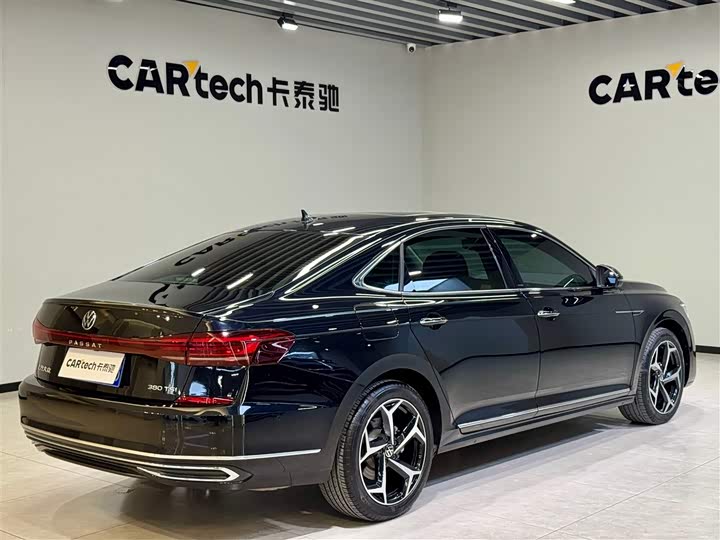 Фото 4 - Volkswagen Passat