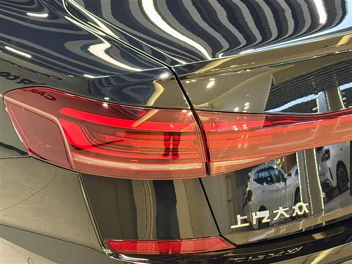 Фото 8 - Volkswagen Passat