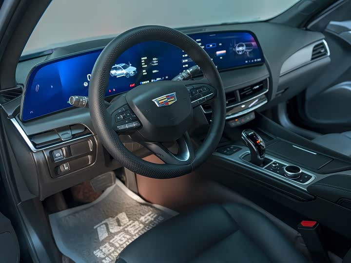 Фото 9 - Cadillac CT5