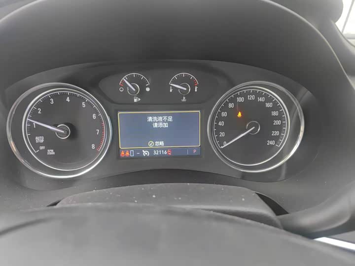 Фото 6 - Buick LaCrosse