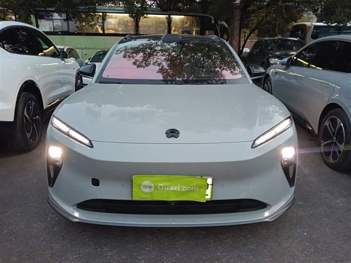 Фото 3 - Nio ET5T