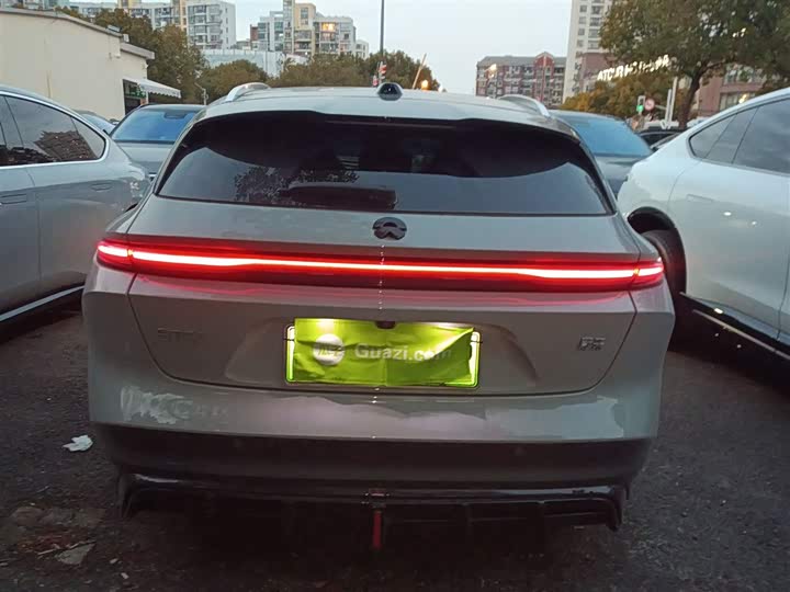 Фото 6 - Nio ET5T