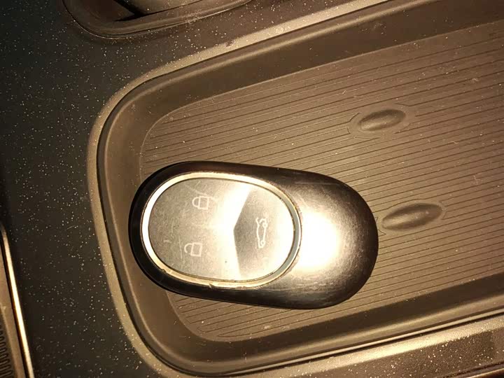 Фото 9 - Nio ET5T