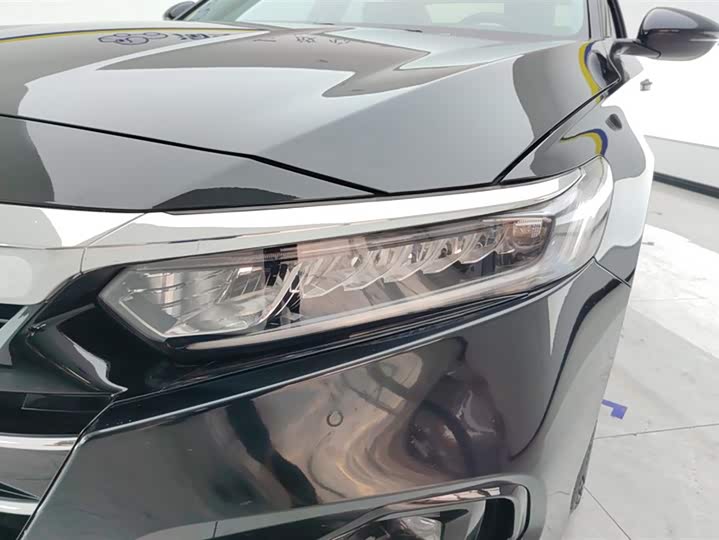 Фото 5 - Honda Accord