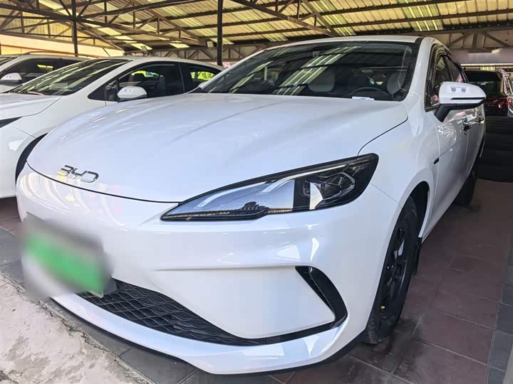 Фото 1 - BYD Seal 05 DM-i Hybrid